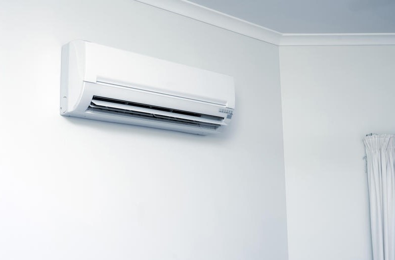 Warning Signs That You Need an Air Conditioning Replacement